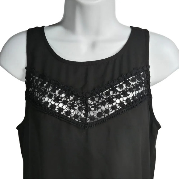 Monteau Swing Back Closure Fringe Semi-Sheer Crocheted Lace Black Top  Blouse S - Picture 2 of 8